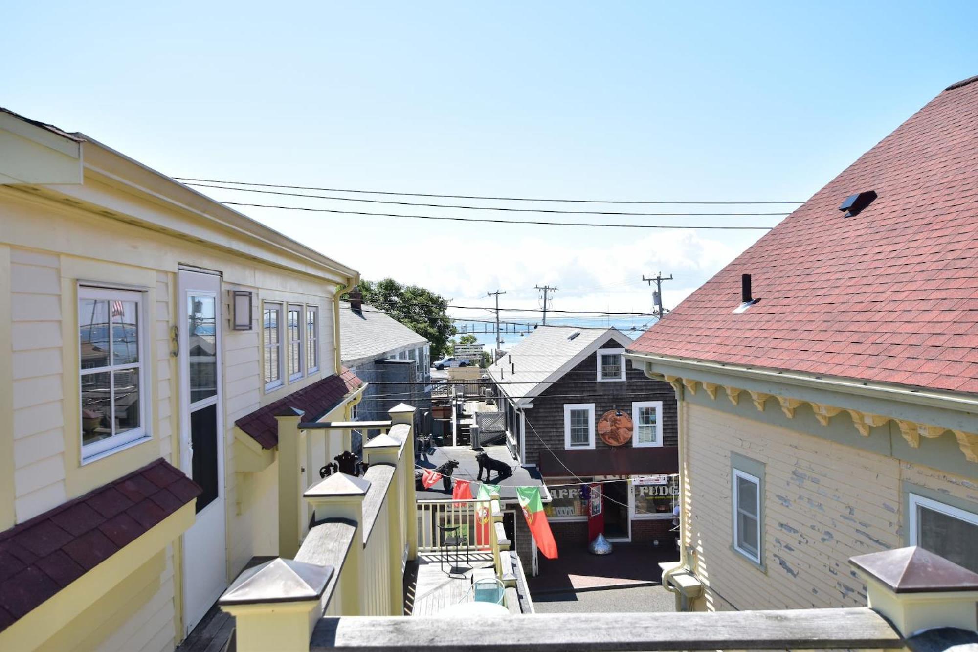 プロビンスタウンCenter Of Town Steps Away Private Deckアパートメント エクステリア 写真